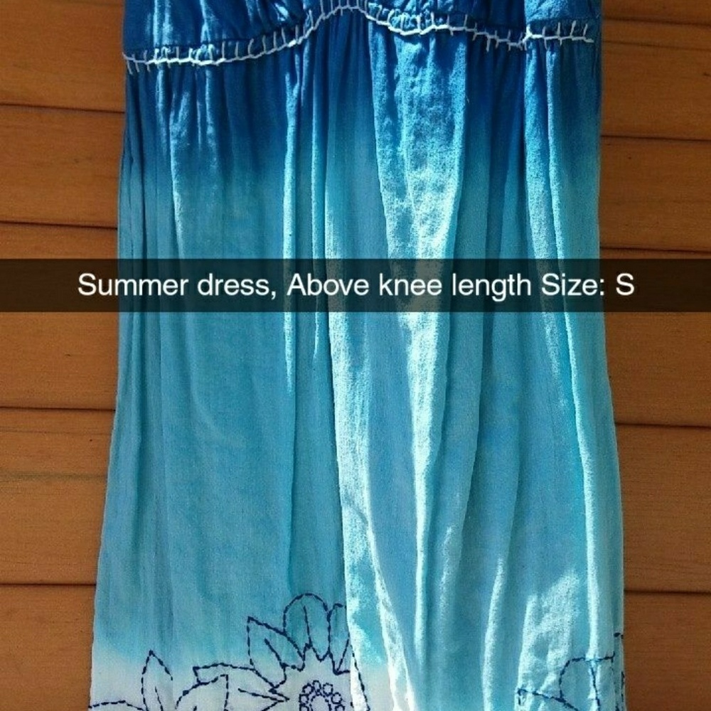 Dress - Picture 3 of 3
